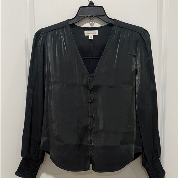 cloth & stone Tops - Cloth & Stone Glossy Dark Blouse